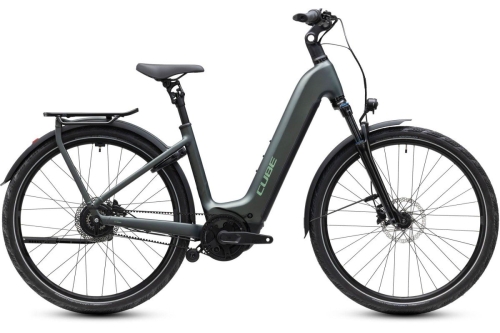 Cube KATHMANDU HYBRID DELUXE PRO 800